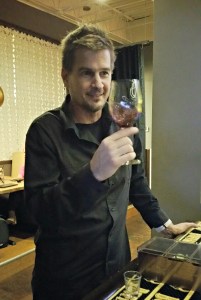 20160219_220416_resized